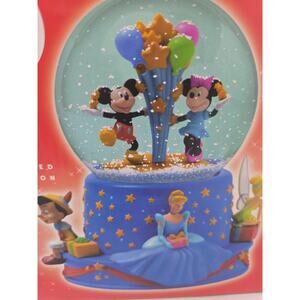 Walt Disney Mickey Minnie Mouse and Friends Musical Snow Globe Disneyland New